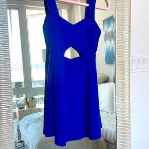 💙🌟blue cut out dress💛💙